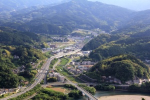 宇治市明星町三丁目の中古一戸建て最新販売事例と暮らしお役立ち情報