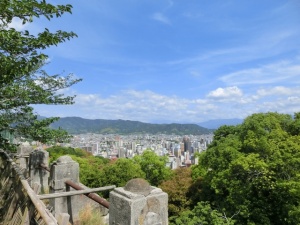 宇治市羽戸山一丁目の中古一戸建て情報と生活おすすめ情報